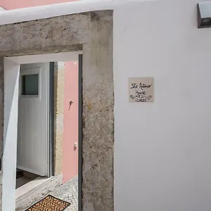 https://santo-antonio-house-exclusive-apartment.hotels-lisbon-portugal.com