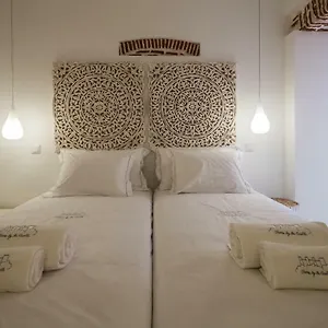 https://sunshine-house-exclusive-apartment-home-by-the-castle.hotels-lisbon-portugal.com