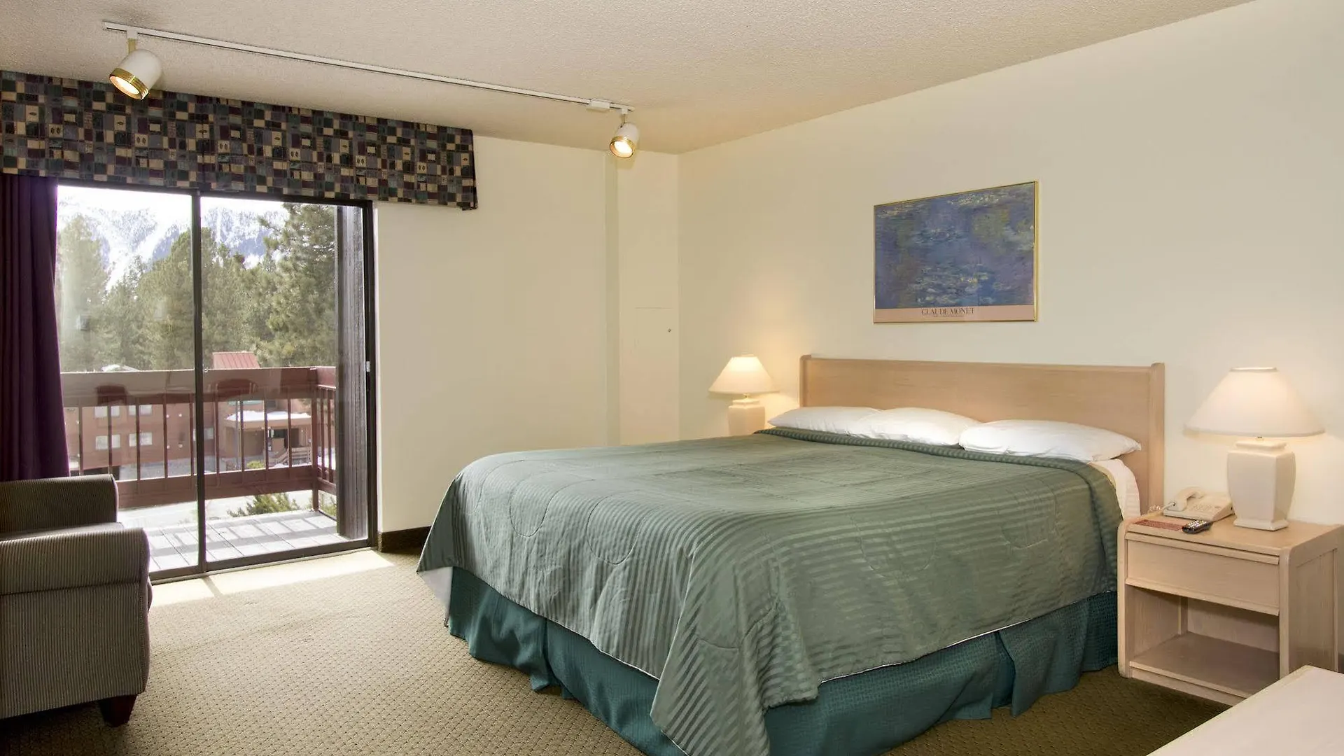 Sierra Lodge Mammoth Lakes