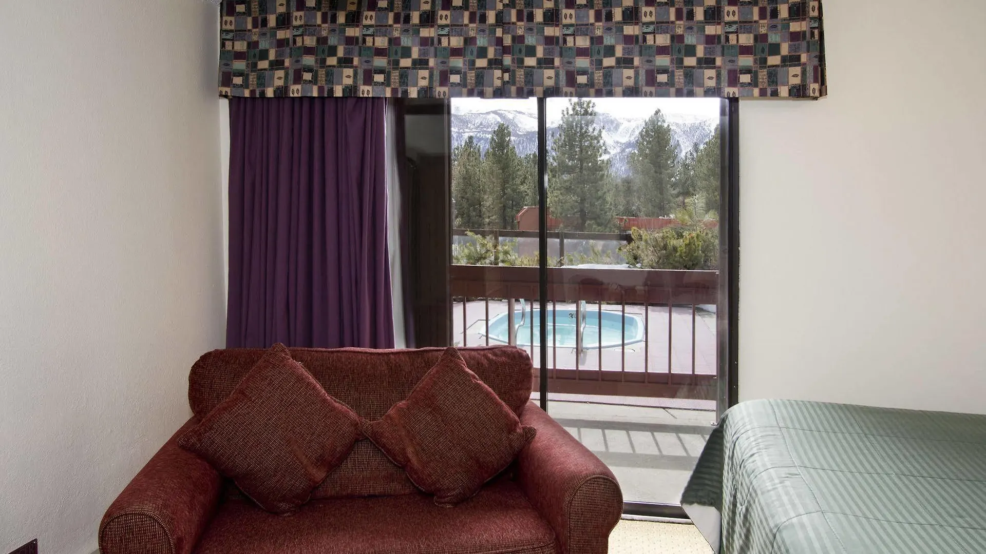 Sierra Lodge Mammoth Lakes
